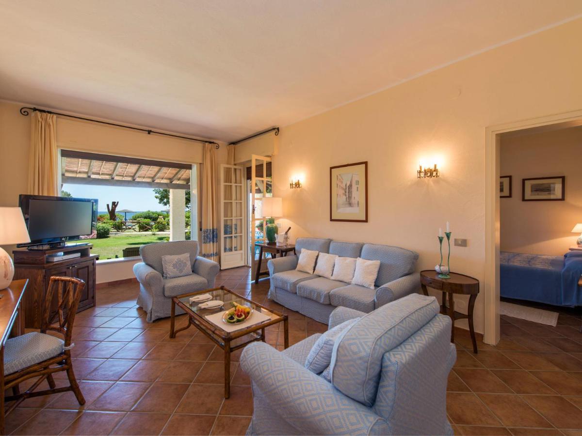 Is Morus Relais Otel Santa Margherita di Pula Dış mekan fotoğraf
