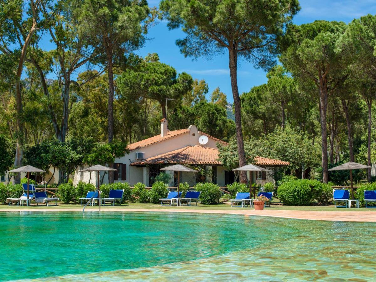 Is Morus Relais Otel Santa Margherita di Pula Dış mekan fotoğraf