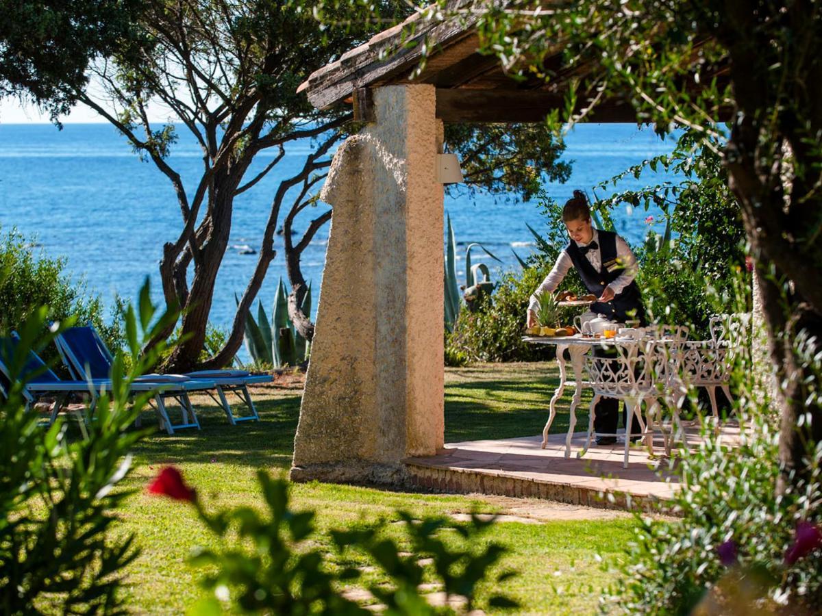 Is Morus Relais Otel Santa Margherita di Pula Dış mekan fotoğraf