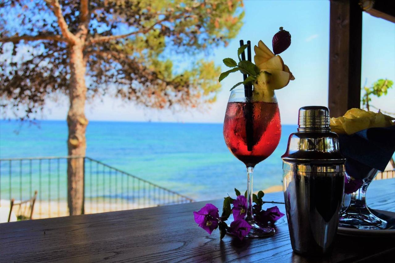 Is Morus Relais Otel Santa Margherita di Pula Dış mekan fotoğraf