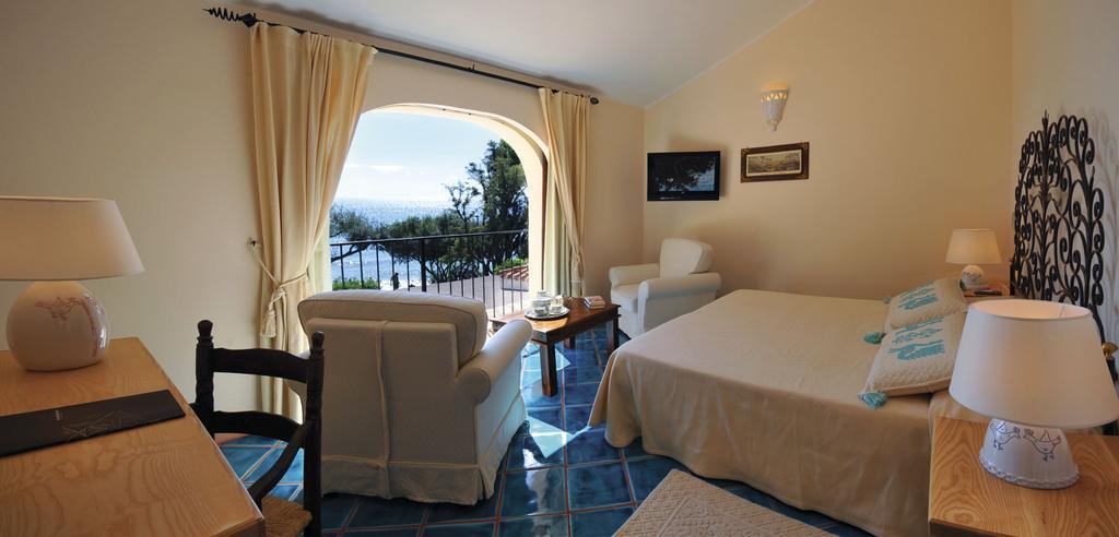 Is Morus Relais Otel Santa Margherita di Pula Dış mekan fotoğraf