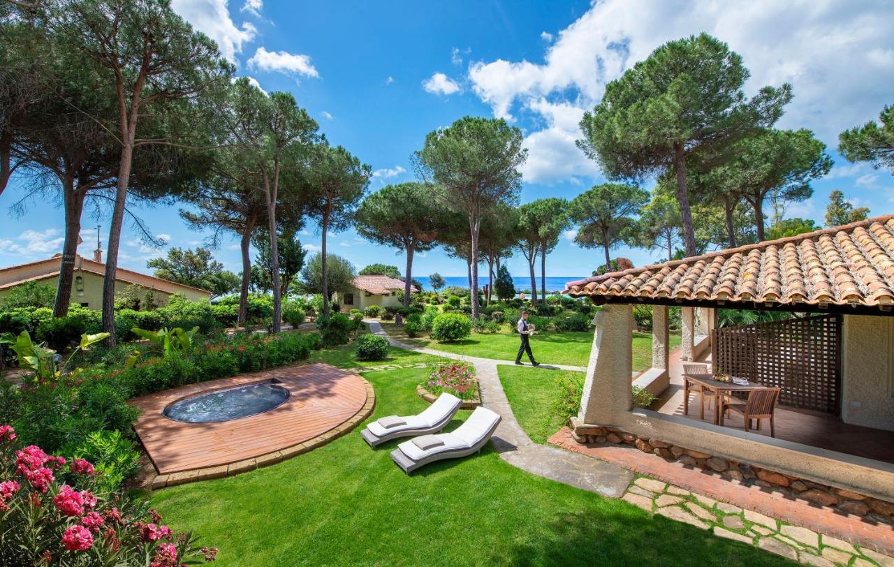 Is Morus Relais Otel Santa Margherita di Pula Dış mekan fotoğraf